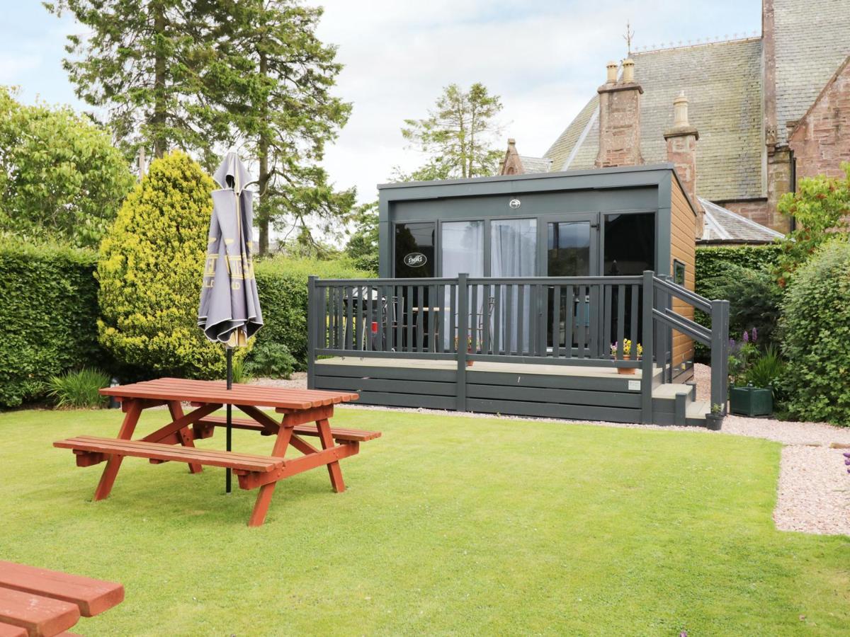 Вилла Cabin At The Tavern Blairgowrie and Rattray Экстерьер фото